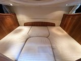 Cranchi Endurance 33 Aft Cabin